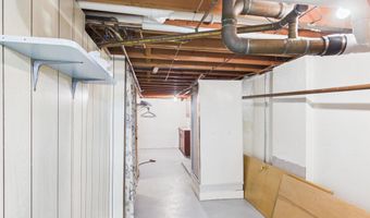 322 Mahaska St, Agency, IA 52530