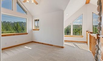 671 Kelso Woods Dr, Athol, ID 83801