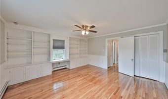 30 S Muhlenberg St, Allentown, PA 18104