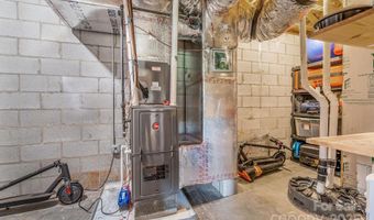 30 Asher Ln, Arden, NC 28704