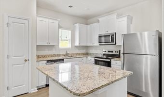 418 Ivy Bank Dr, Angier, NC 27501