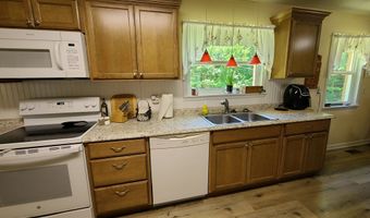 315 Lick Creek Rd, Big Sandy, TN 38221