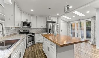 10018 Manor Ave, Allen Park, MI 48101