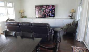 215 Aahi Pl, Kaunakakai, HI 96748