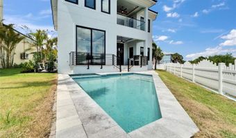 6520 SIMONE SHORES Cir, Apollo Beach, FL 33572