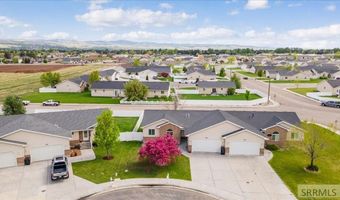 967 Clara Ct, Ammon, ID 83406