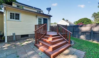 3912 Lake Rd W, Ashtabula, OH 44004