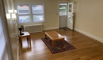 285 Knollwood Ave, Cranston, RI 02910