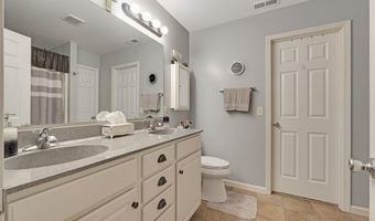 1403 Old Briar Trl, Auburn, IN 46706
