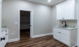 150 Rivervale Dr, Bainbridge, GA 39817