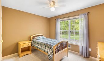 15 Upper Plateau Dr, Alloway, NJ 07462