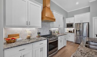 329 Newport Ln, Benton, LA 71006