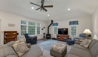 4 Colton Ln, Center Harbor, NH 03226