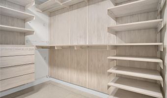 1135 103 St 505, Bay Harbor Islands, FL 33154