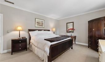 3610 Mansions Pkwy, Berkeley Lake, GA 30096