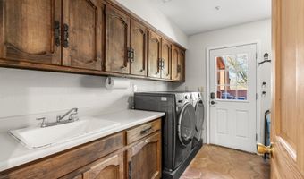 40205 N 26TH St, Cave Creek, AZ 85331