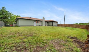 109 Aaron Dr, Andover, KS 67002
