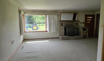 9180 Arkansaw Rd, Allen, MI 49227