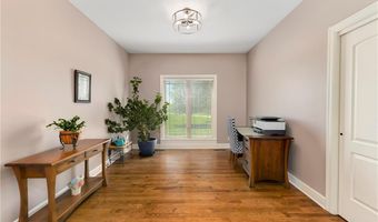 15006 Leavenworth Rd, Basehor, KS 66007