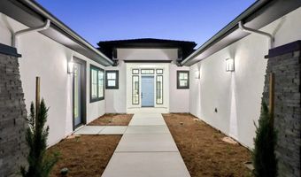 2745 Alexander Dr, Escondido, CA 92029