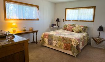 5536 Seagull Dr, Bonanza, OR 97623