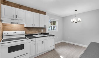 97 Pheasant Dr, Bayville, NJ 08721