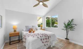 7137 Kamilo St, Honolulu, HI 96825