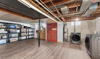 9684 Fox Ave, Allen Park, MI 48101