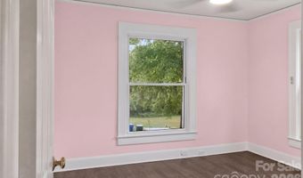 208 N 5th St, Albemarle, NC 28001