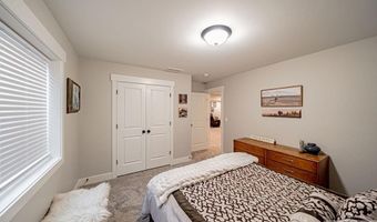 5433 Klamath Falls St, Ammon, ID 83406