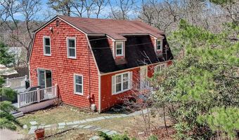 89 Narrow Ln, Charlestown, RI 02813