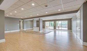 20484 Lake Rd, Abingdon, VA 24211
