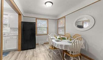 8904 Becker Ave, Allen Park, MI 48101