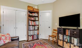 76 Louisiana Ave, Asheville, NC 28806