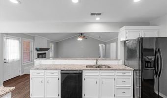 4409 Parkridge Dr, Benton, LA 71006
