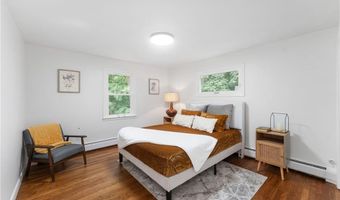 153 Vineyard Ave, Cumberland, RI 02864