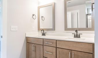 613 Watauga Ln, Aberdeen, NC 28315
