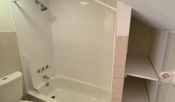 37 E GLOUCESTER Pike 1, Barrington, NJ 08007