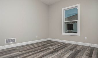 1800-1802 Broadfoot Dr, Abilene, KS 67410