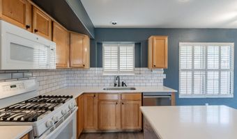 1070 W LARK Dr, Chandler, AZ 85286