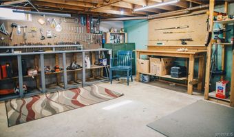 728 Four Rod Rd, Alden, NY 14004