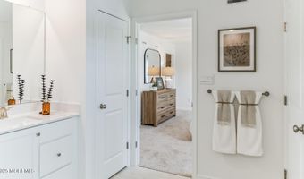 10 E Garfield Ave, Atlantic Highlands, NJ 07716