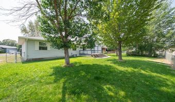 925 River View Dr, Cody, WY 82414
