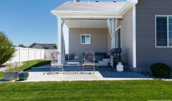1870 47th N, Ammon, ID 83401