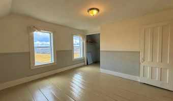 2570 Maple Hill Rd, Barton, VT 05822