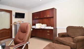 2695 Hartford Ave, Johnston, RI 02919