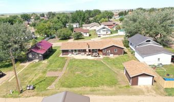 203 3rd Ave SW, Bowman, ND 58623