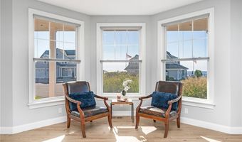 1046 Ocean Rd, Narragansett, RI 02882