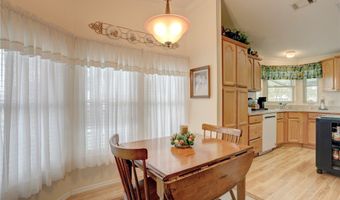 909 Dogwood Dr, Barefoot Bay, FL 32976