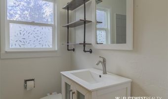 2513 Newton Ave, Cody, WY 82414